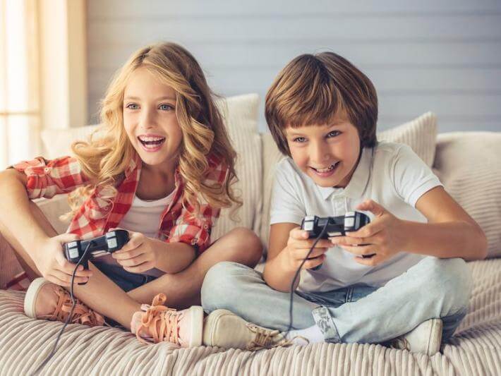 تاثیر بازی‌های رایانه‌ای بر مهارت‌های اجتماعی کودک 